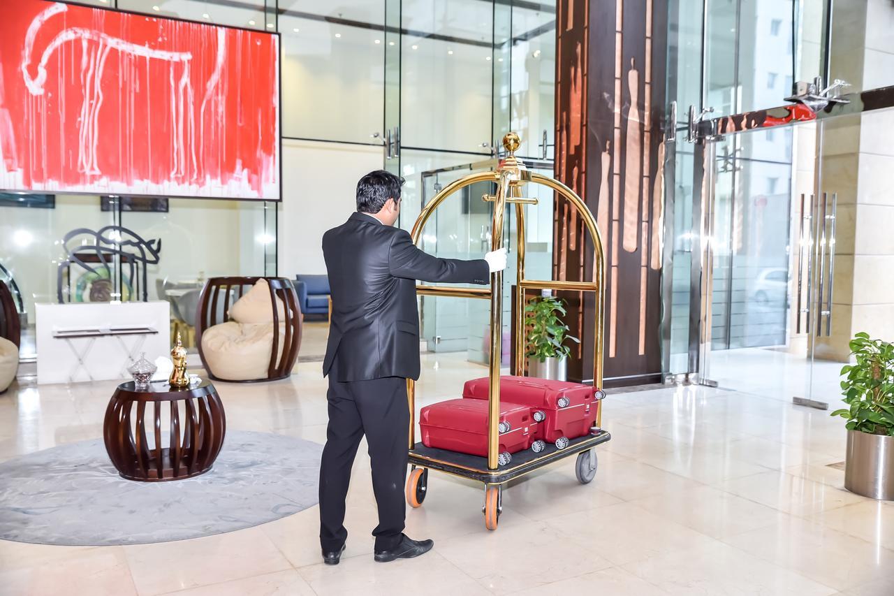 Noon Aparthotel