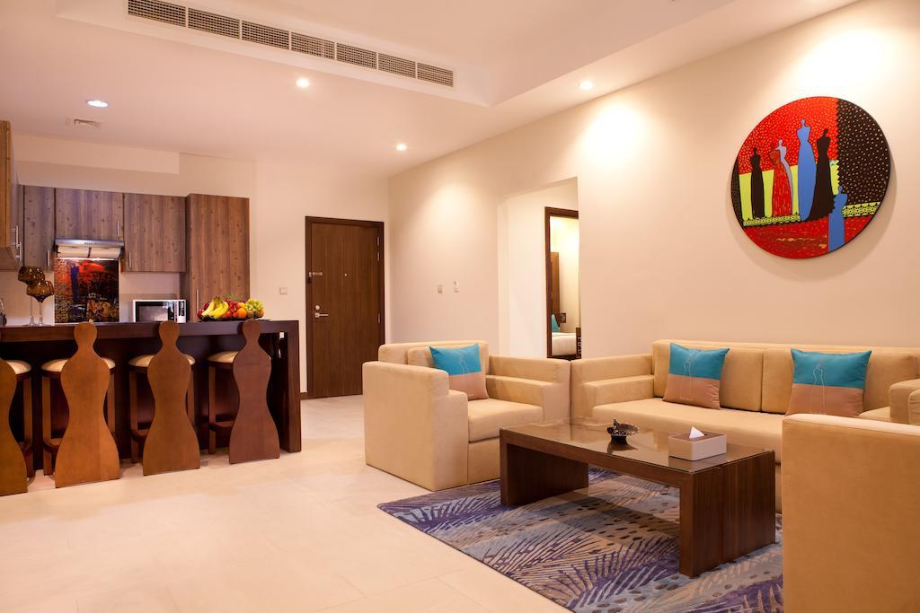 Noon Aparthotel 2*