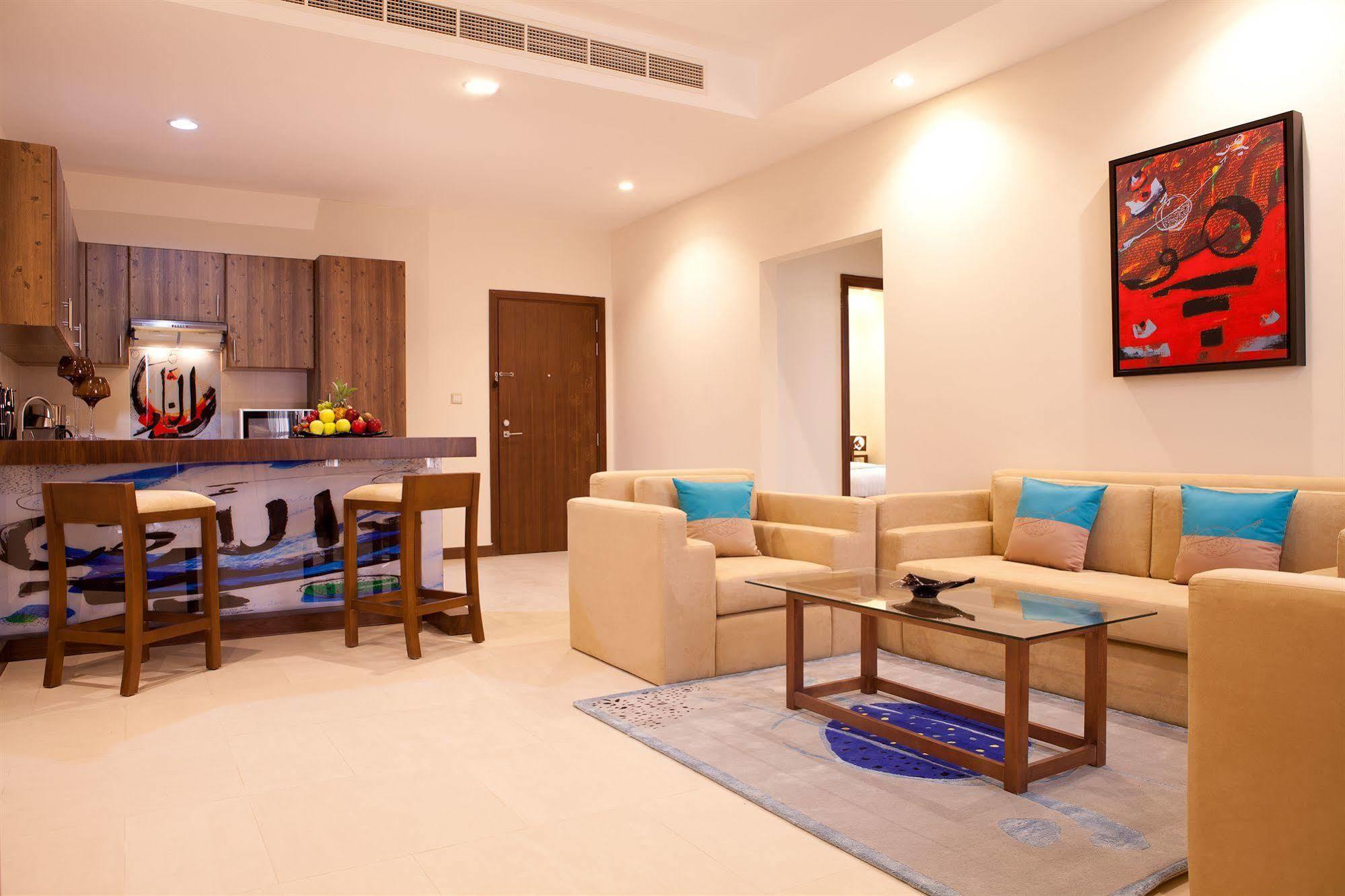 Noon Aparthotel Dubai
